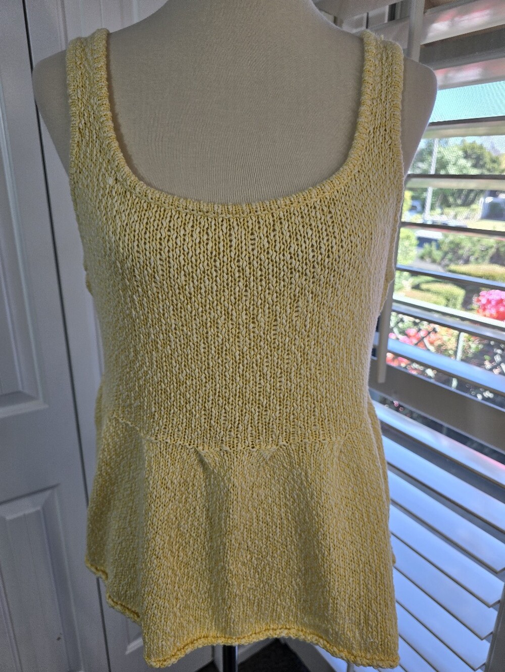 Old Navy Yellow Knit Sleeveless Scoop Neck Tank with Peplum (NWT)